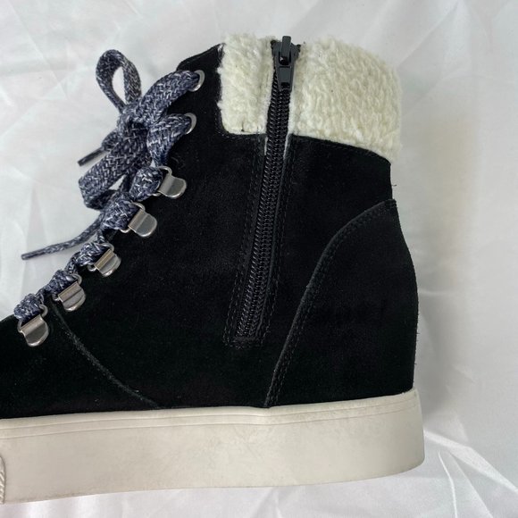 Steve Madden Sherpa lined sneakers - Picture 5 of 6